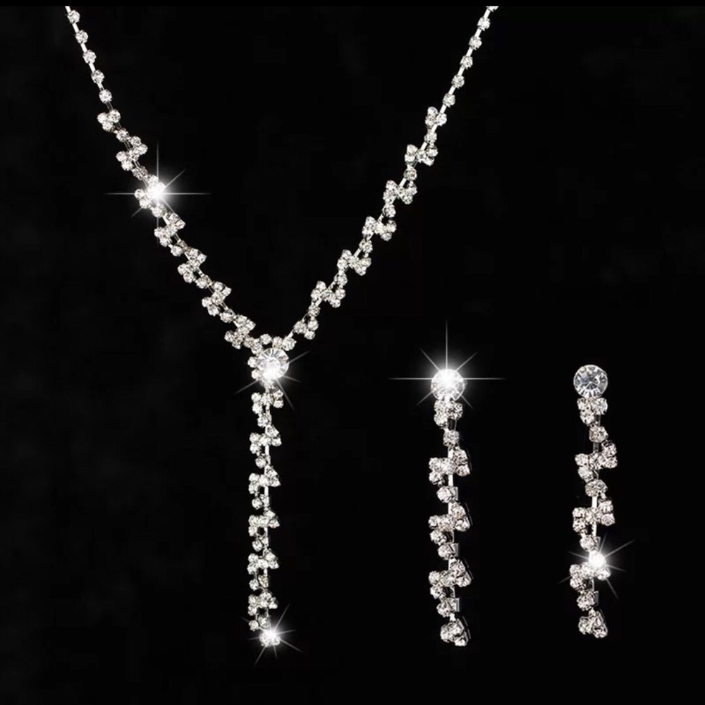 Silver Necklace Earrings Set